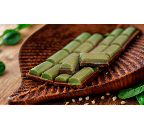 Сыроедный Шоколад "Молочно-шпинатный"